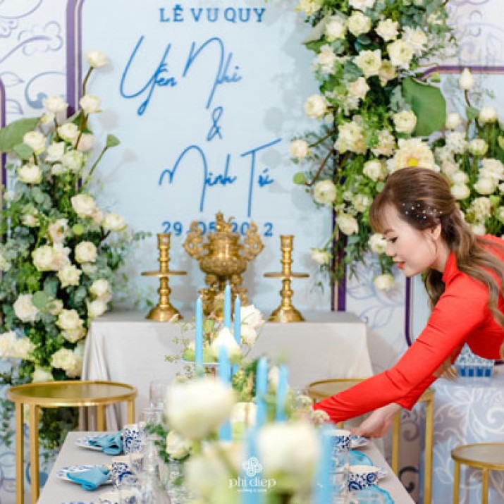 Chuẩn Bị Bàn Tiệc Tiếp Khách Lễ Gia Tiên            