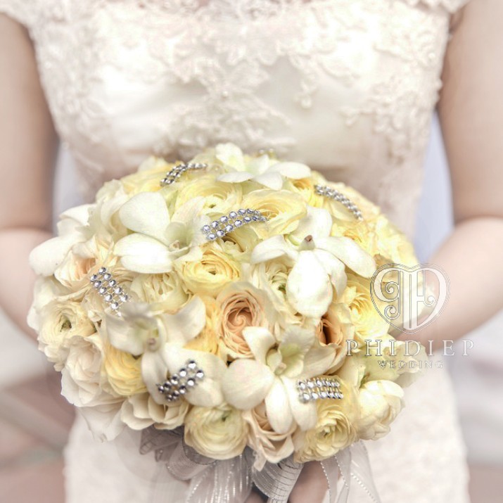 Dịch Vụ Hoa Cưới Cầm Tay Cô Dâu          