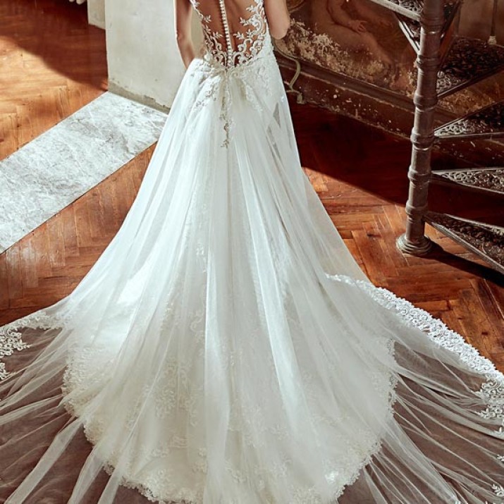 Tìm Một Nhà Tư Vấn Tổ Chức Đám Cưới Chuyên Nghiệp                  