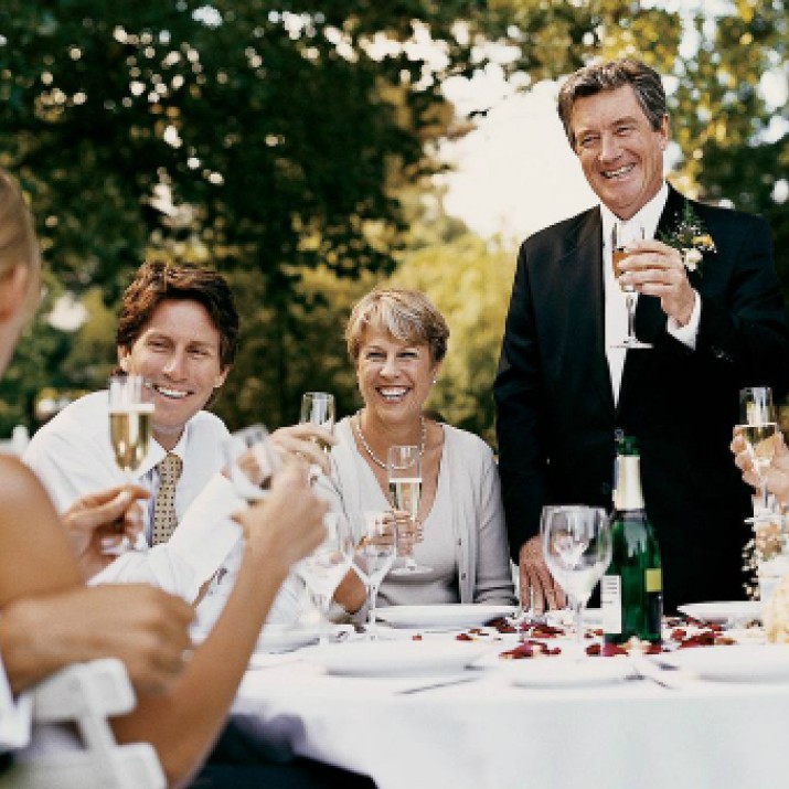 Những Vị Khách Không Nên Mời Tới Đám Cưới               