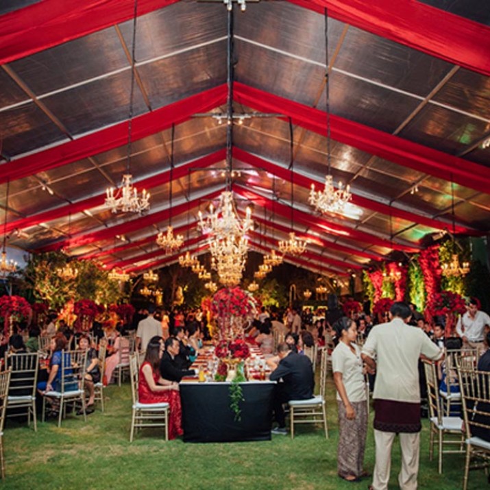 Lễ Cưới Ngập Tràn Hoa Anh Đào Của Cặp Đôi Tỷ Phú Ở Indonesia                    