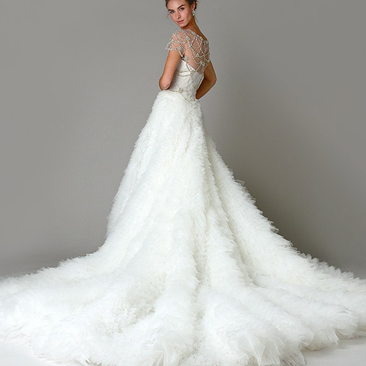 Ngẩn Ngơ Với Những Mẫu Váy Cưới Đẹp Nhất Thu 2016                 