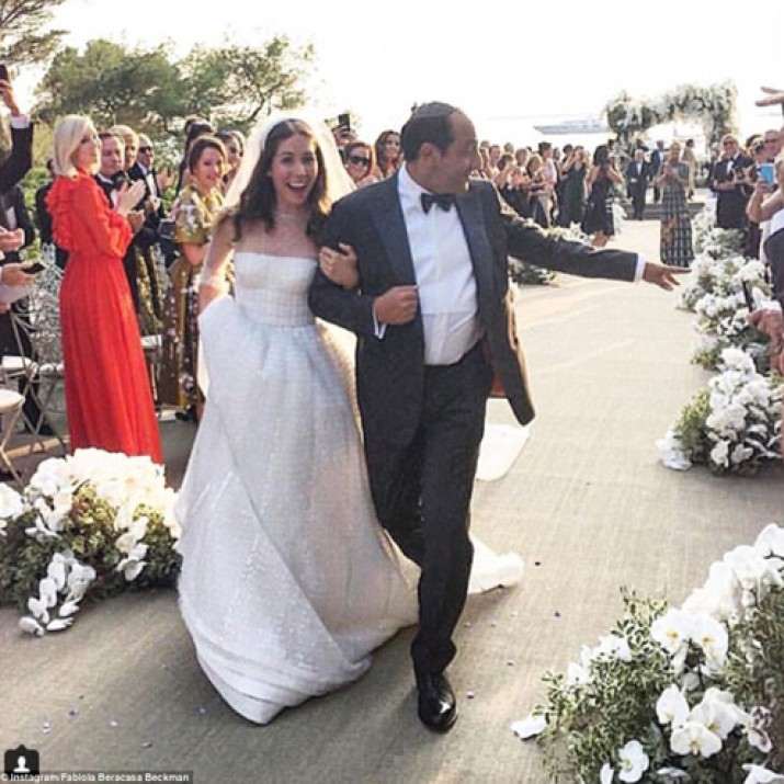 Đám Cưới Của “người Thừa Kế” Mỹ Trị Giá 5 Triệu Usd                        