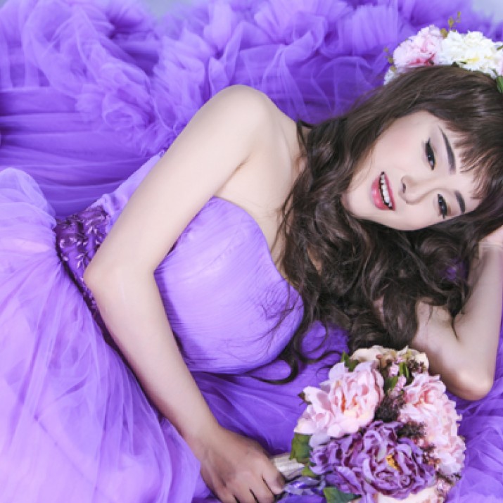 Hot Boy 9x Diện Váy Cưới, Hóa Cô Dâu Đẹp Hút Hồn              