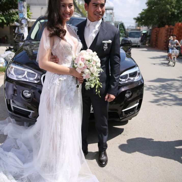 Cặp Đôi Diễn Viên Thanh Bình Và Ngọc Lan Tươi Tắn Trong Lễ Ăn Hỏi                   