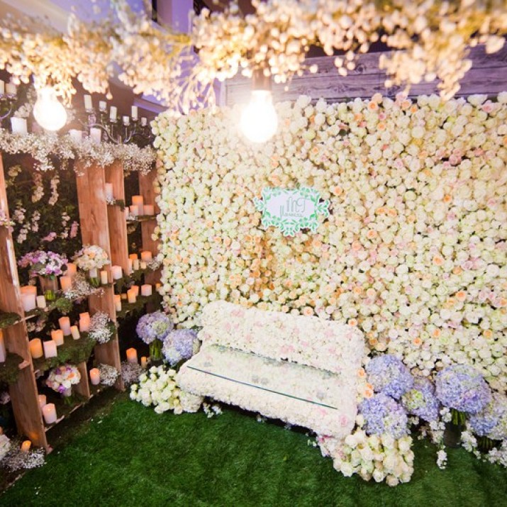 Những Xu Hướng Trang Trí Đám Cưới Với Hoa Tươi Cao Cấp Sang Trọng                  