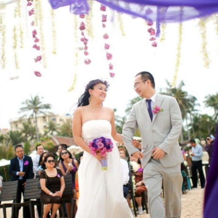 Bí Quyết Lựa Chọn Hoa Cưới Cầm Tay Cô Dâu Cho Tiệc Cưới Sân Vườn                      