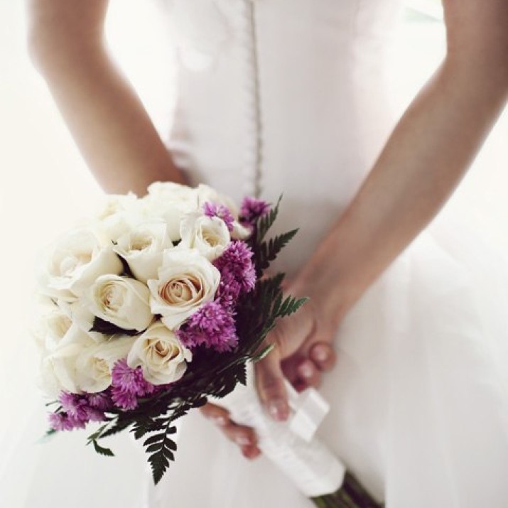 Nên Làm Gì Khi Không Muốn Tung Bó Hoa Cưới?         