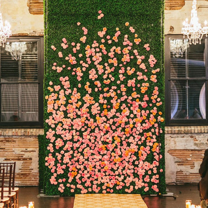 Những Mẫu Cổng Hoa Đẹp Và Độc Đáo Cho Đám Cưới                   