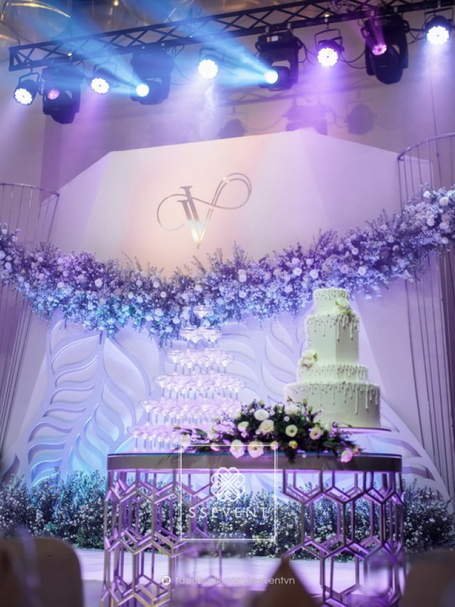 Victor Ng x Khánh Vy // White Palace