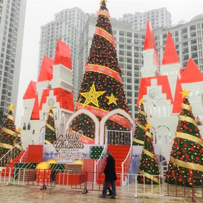 [Giới Thiệu] Dịch Vụ Trang Trí Noel Trung Tâm Thương Mại Của Phi Điệp                  