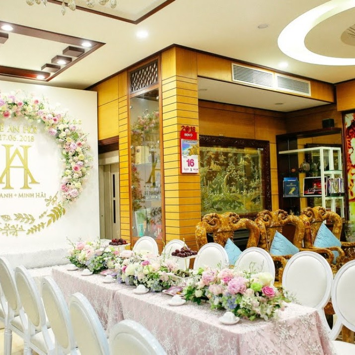 Trang Trí Lễ Gia Tiên Cao Cấp Cho Nhà Biệt Thự          