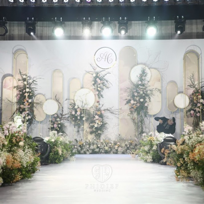 Kinh Nghiệm Tiết Kiệm Chi Phí Cho Đám Cưới Của Bạn               