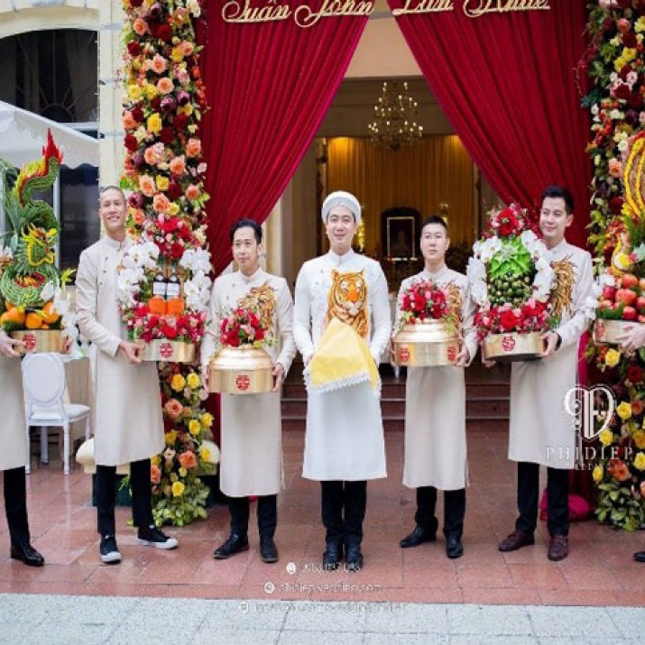 Lễ Ăn Hỏi 5 Tráp Gồm Những Gì? Mẫu Lễ Ăn Hỏi 5 Tráp Đẹp                     