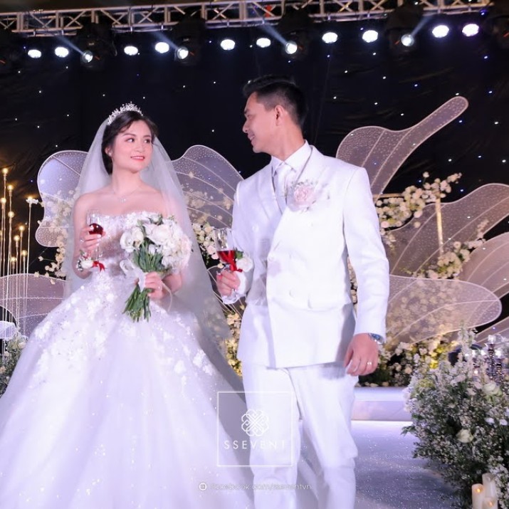 Bật Mí Cách Trở Nên Tự Tin Hơn Trong Ngày Cưới             