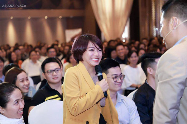 tổ chức hội nghị khách hàng