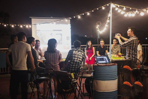 Tổ chức sự kiện tại quán cafe