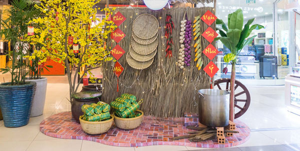 trang trí tết trung tâm thương mại