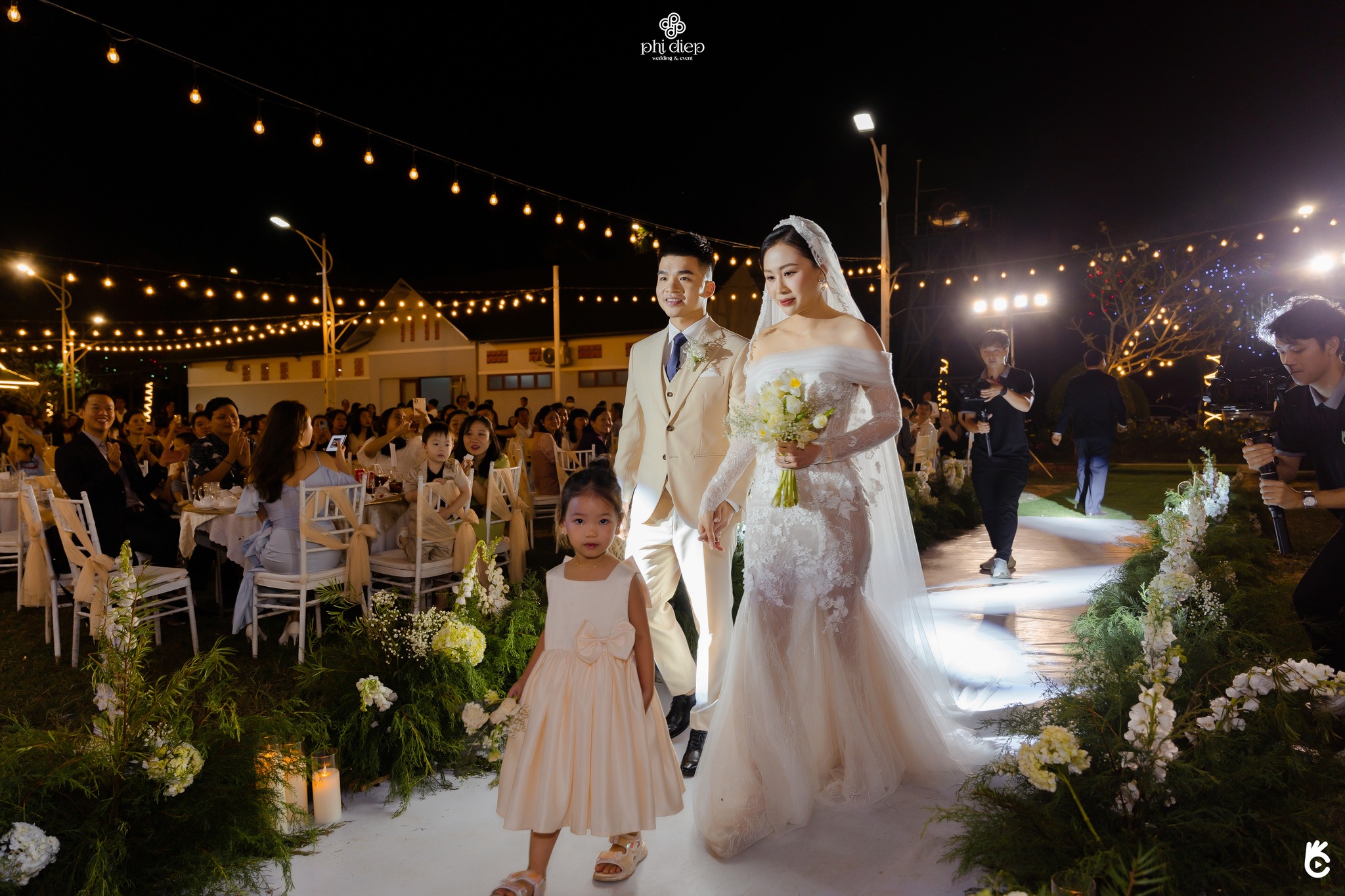 MINIMALIST WEDDING - TỔ CHỨC ĐÁM CƯỚI PHONG CÁCH TỐI GIẢN