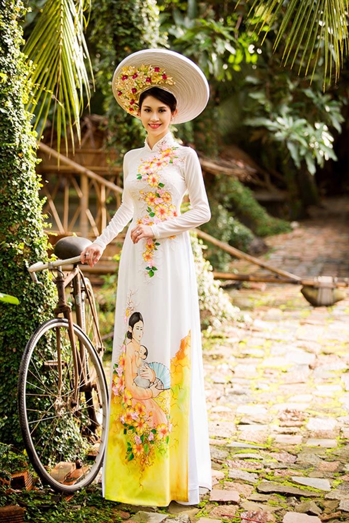 hoa-hau-vu-thu-khoe-dang-cung-ao-dai-7