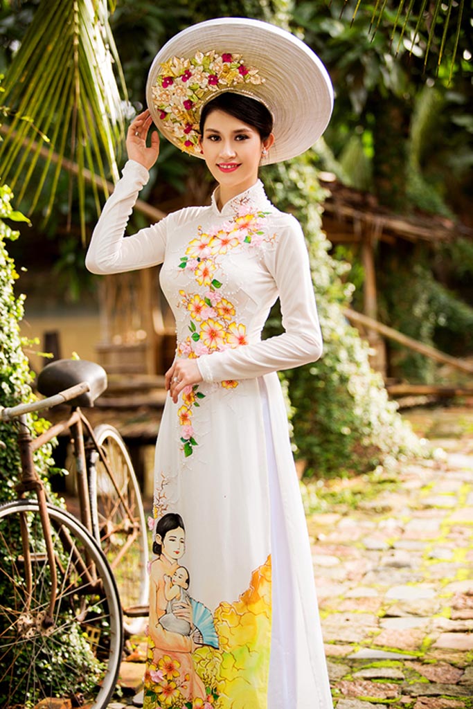 hoa-hau-vu-thu-khoe-dang-cung-ao-dai-8