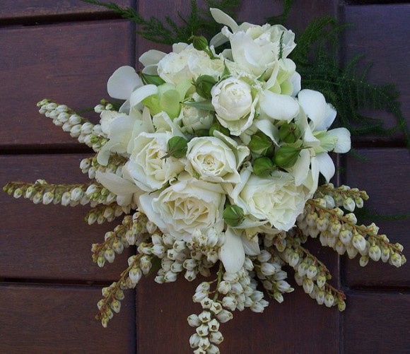 lua-chon-hoa-cuoi-cho-12-cung-hoang-dao-5