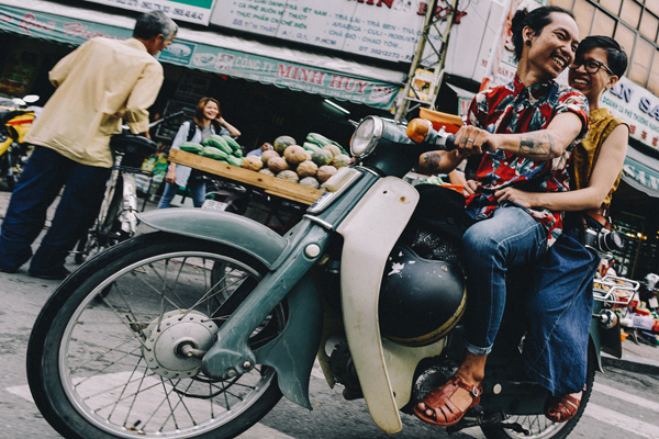 Cặp đôi cô dâu chú rể Quang Hiền và Thúy An 