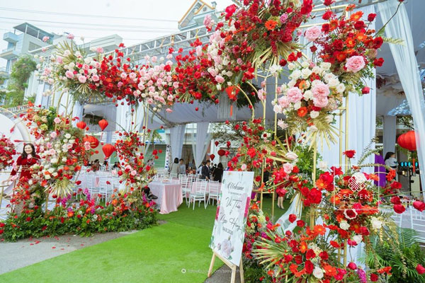 mẫu cổng hoa cưới đẹp
