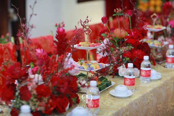 TRANG TRÍ ĐÁM HỎI TẠI NHÀ ĐƠN GIẢN