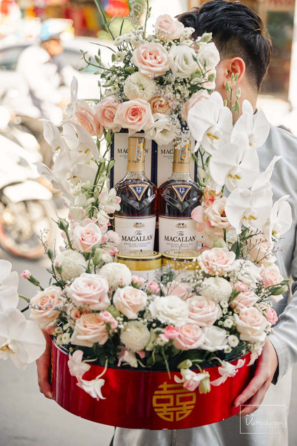 Hướng dẫn sắp xếp rượu, thuốc đẹp cho lễ ăn hỏi