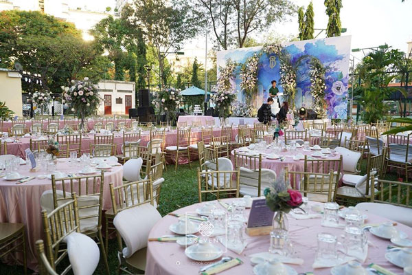 Cách trang trí tiệc cưới ngoài trời